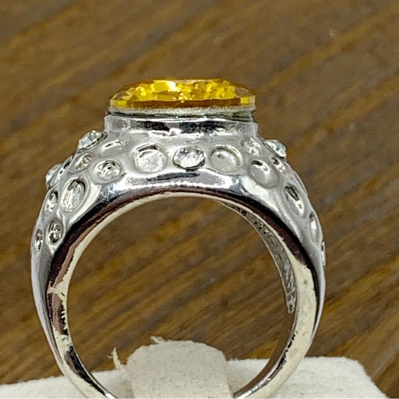 Citrine yellow glass chunky domed cocktail ring silver tone sz 7 - Picture 10 of 14